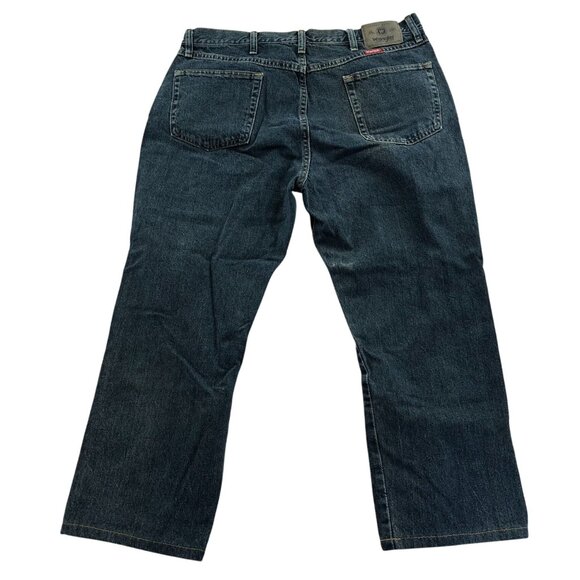 Wrangler Mens Jeans 38x30 Regular Fit Blue Dark Denim Cotton Straight Leg Casual - Picture 2 of 16